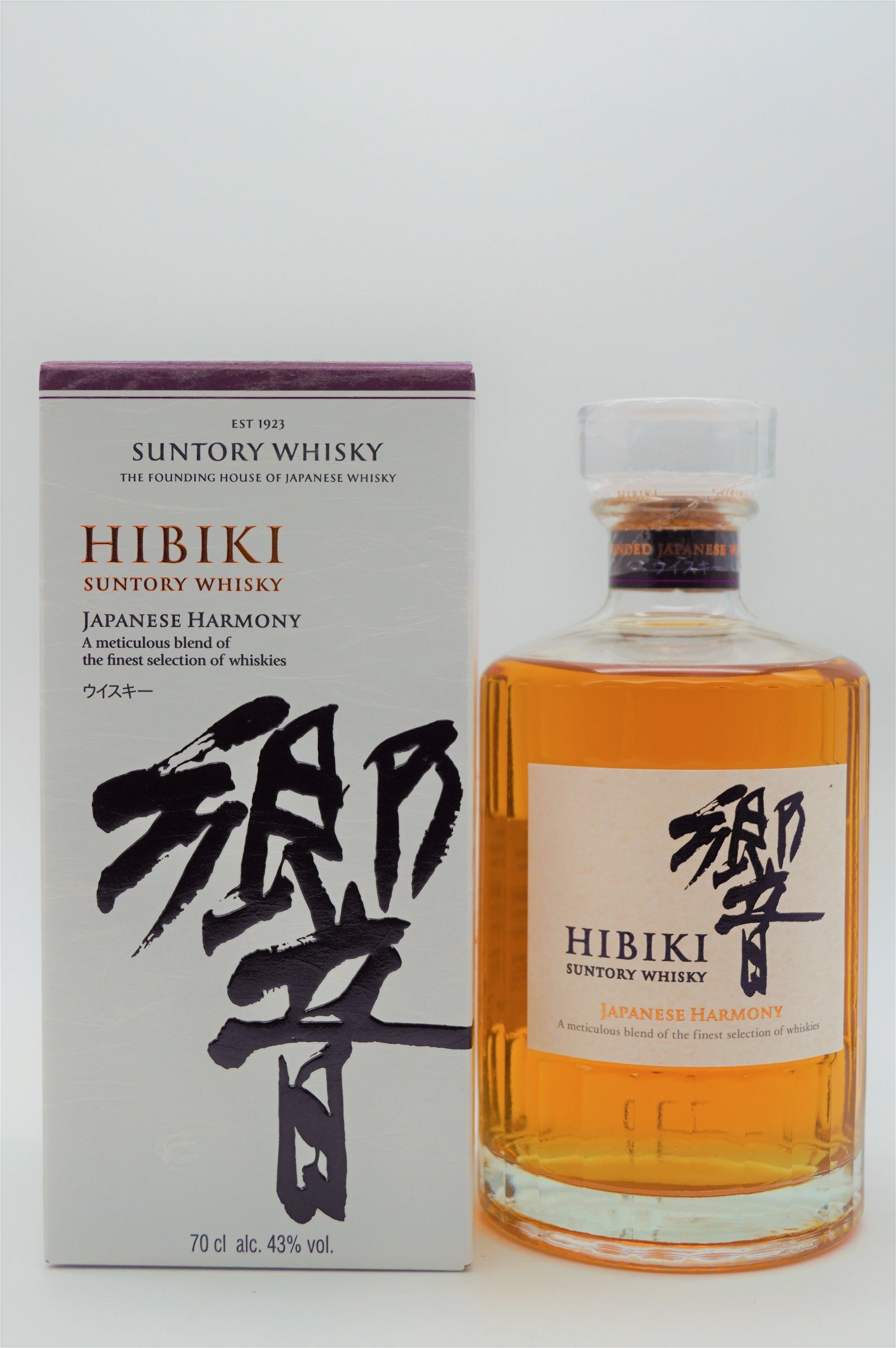 Suntory Whisky Hibiki Japanese Harmony Blended Japanese Whisky