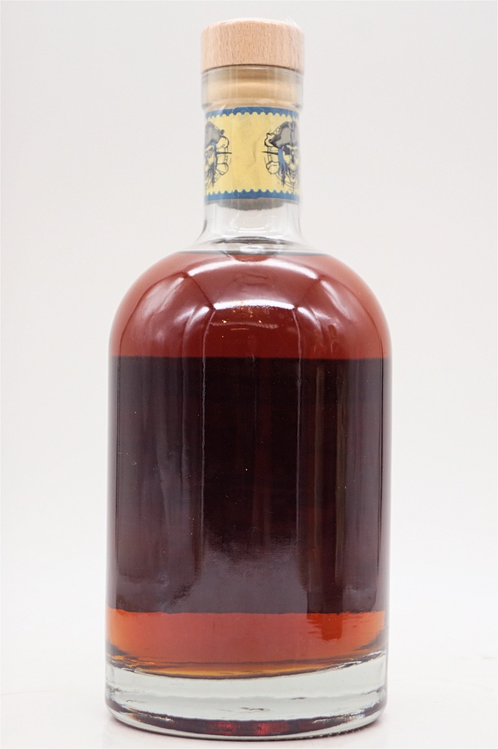 T.Sonthi  Panama Rum