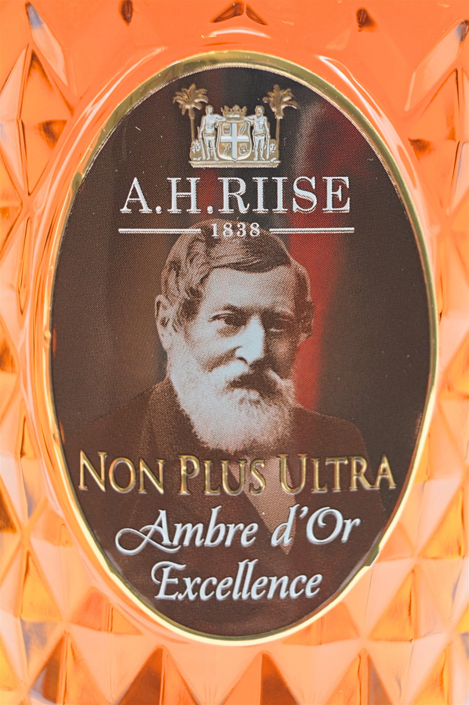 A.H.Riise Non Plus Ultra Ambre d Or Excellence Rum